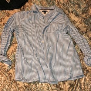 Great condition. Button up shirt women’s large